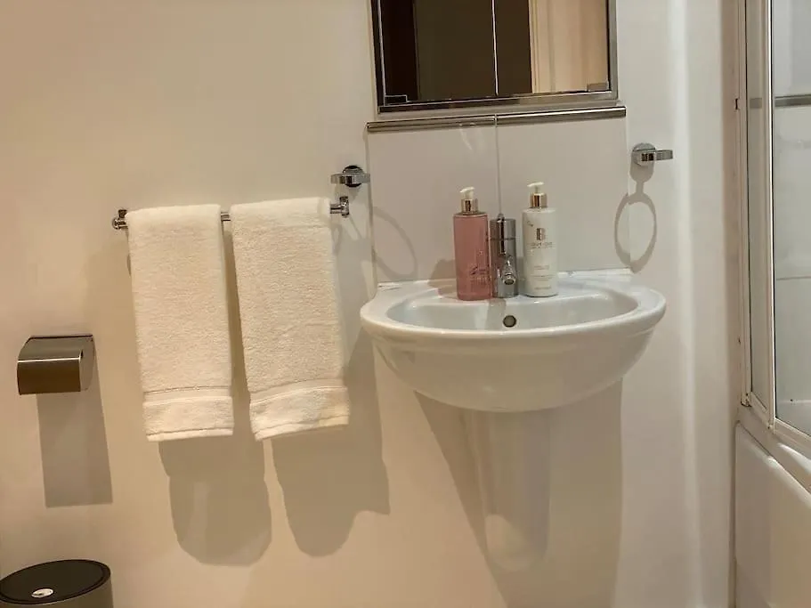 Luxury 3 Bed Apartment Londýn 0*,  Velká Británie