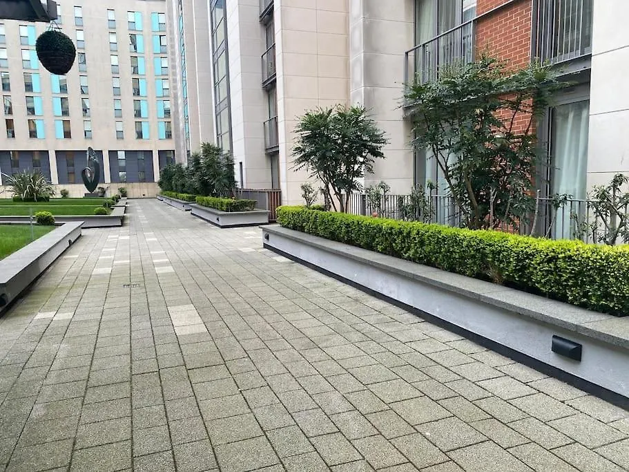 Luxury 3 Bed Apartment Londýn