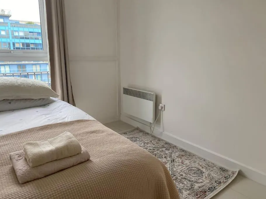 Luxury 3 Bed Apartment Londýn