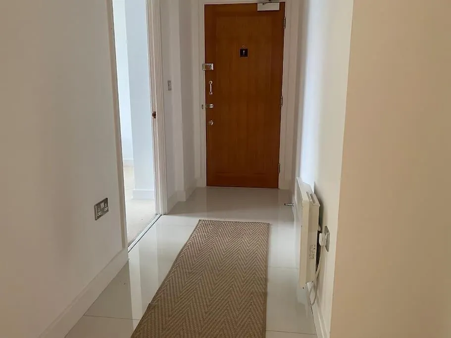 Luxury 3 Bed Apartment London