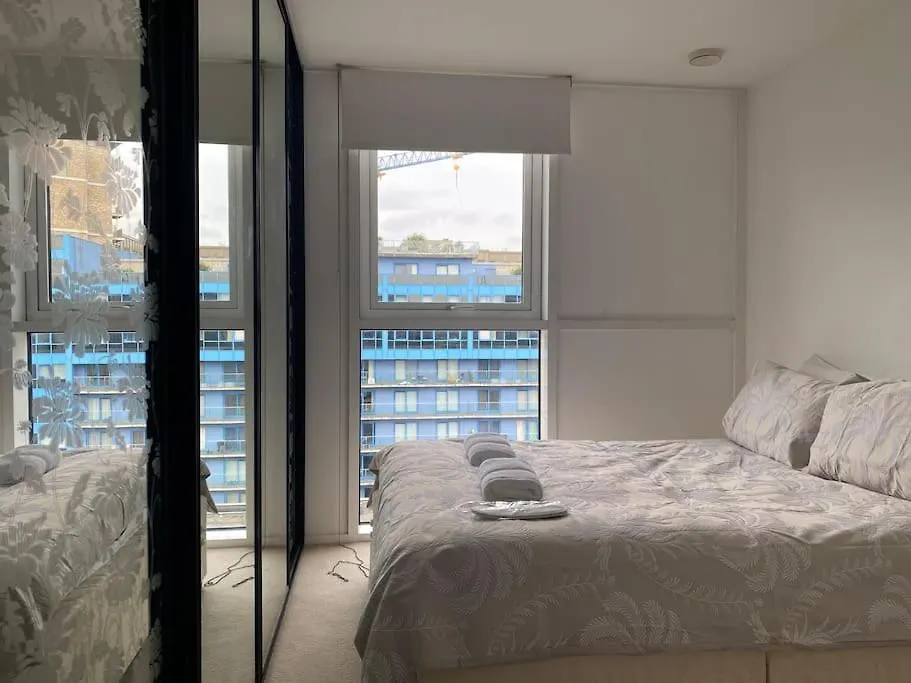 Luxury 3 Bed Apartment London