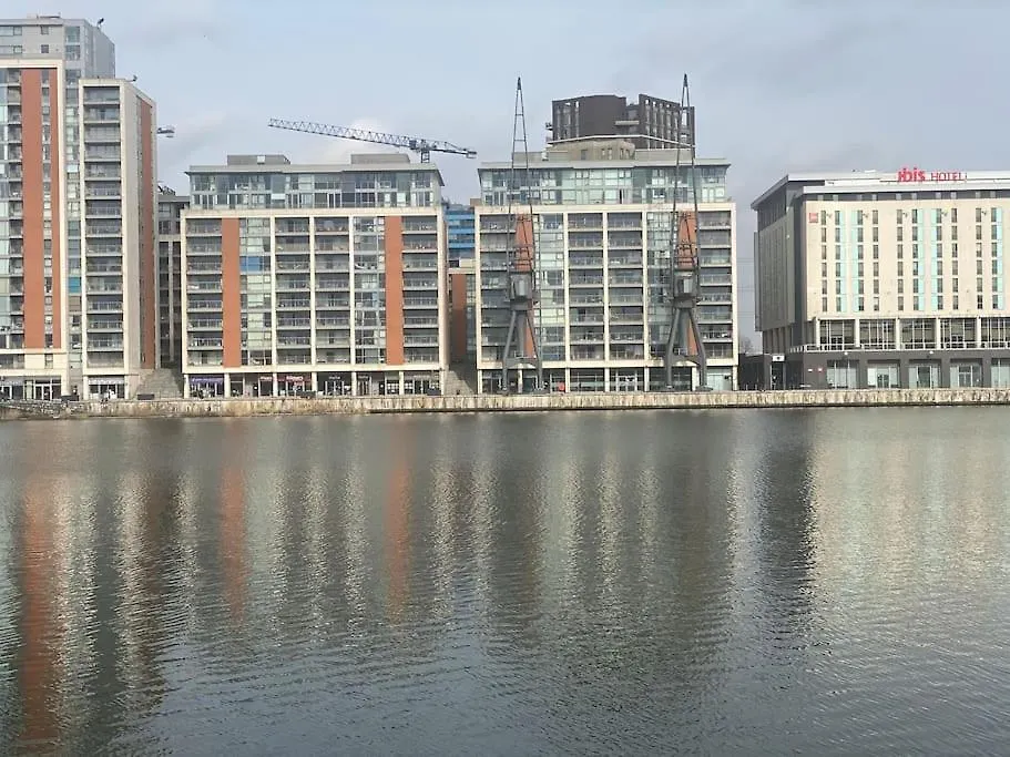 Luxury 3 Bed Apartment London