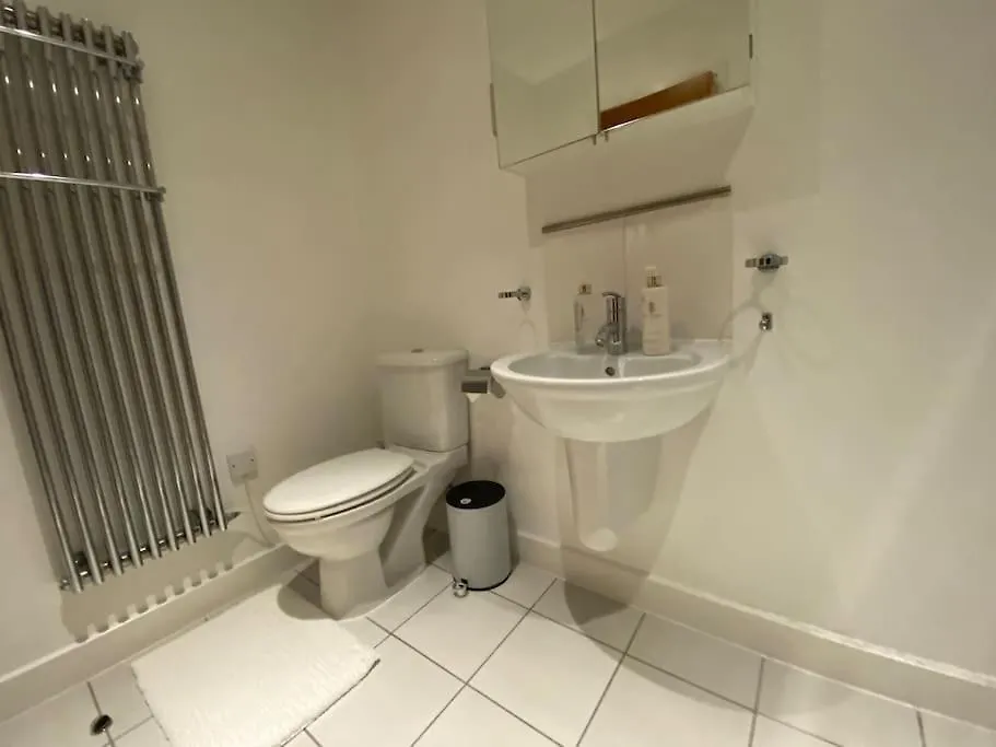 Luxury 3 Bed Apartment London